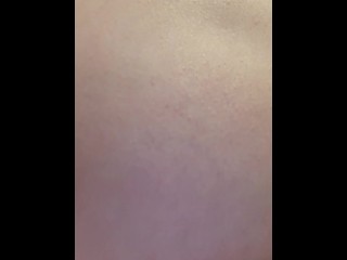 Бритая розовая писька пульсирует - Оргазм Без Рук! Скрещиваю ноги и сильно сжимаю бёдра