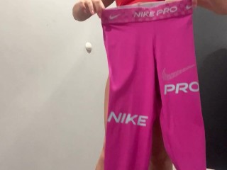 Hot CandyLuxxx tryes on Nike Pro Leggings - big Ass