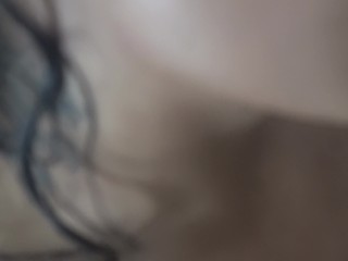 Tome una ducha con mi novio se la pongo bien dura y lo hago venir a chorros en mi boca : luu_sell