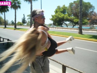 GREEK KAMAKI WITH DIANA GABROVSKA : SUGARBABESTV