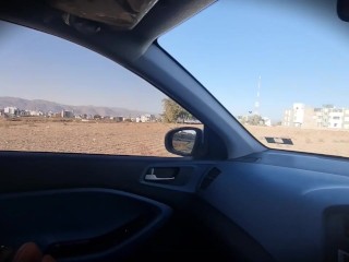 sexo en el auto en plena carretera con ingeniera italiana