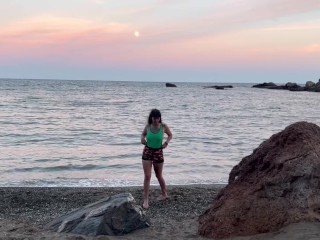 Follandome en La Playa. Desconocido se Pajea Conmigo