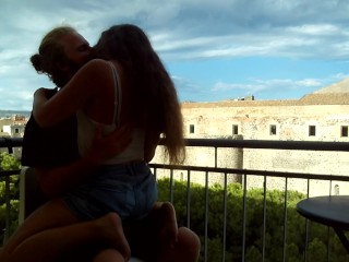 Playful day on our sexy Italian vacation