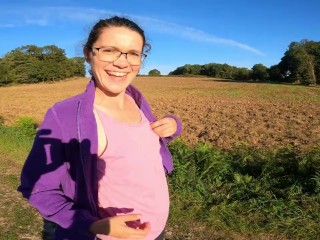 Magnifique pipe et levrette et creampie en campagne 😜😜