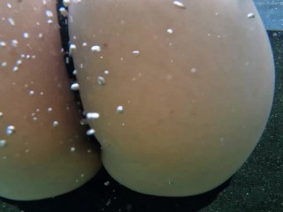 Madrastra Venezolana Tiene Sexo Sin Condon en Publico