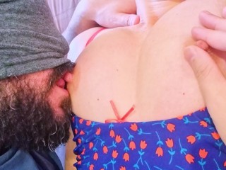 Playing with her nipple until she cums