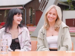 Ersties - Samira und Nina J lecken sich gegenseitig die Sprühsahne vom Körper