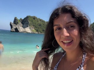 Hottie sucks my dick on a public beach and walks along the shore with cum on her face - Cumwalk