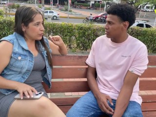 Invito a chico de polla grande y morena a coger rico y de me su leche - porno en español