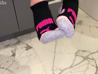 She Gives Me A Sneaky Footjob In The Bathroom!