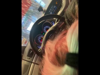 Getting dick sucked in the Hoffmanns car wash and she is loving that Thanggg!! Suck slut suck !!!