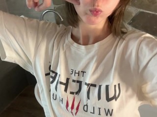 How I spend my evening in the bathroom