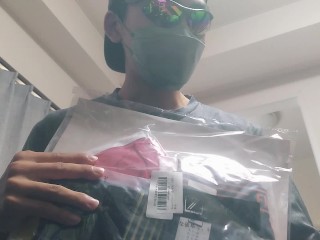 【下着＆レビュー】真っ赤なパンツに包まれた勃起チンポを取り出してぬるぬるにして扱いてイキます。