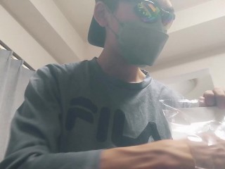 【下着＆レビュー】真っ赤なパンツに包まれた勃起チンポを取り出してぬるぬるにして扱いてイキます。