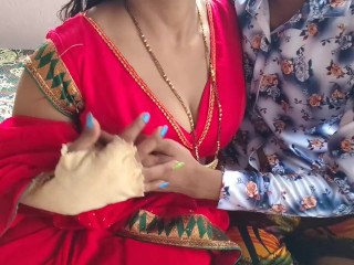 Hot sexy Indian aunty very hard fuck with young college boy