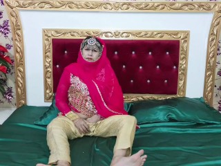 Most Beautiful Mature Bride Sex With Dildo in Wedding Dress