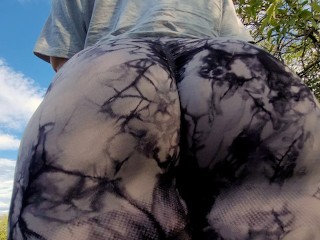 PAWG Stepsister lets Me Touch Her Big Ass in Tight Leggings Public