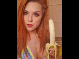 Mandy vs Big ass banana - porn fail