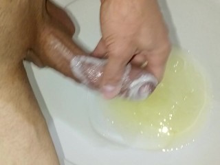 POLLA  APUNTO DE ESTALLAR, GRANDE Y VENOZA, JUGANDO CON AVENA