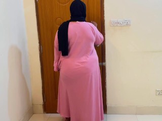 Muslim Arab Hot Stepmom Want Anal Fuck Inside Her Bubble Booty From Hotel Guy!