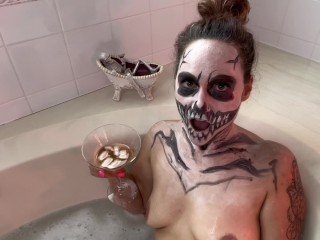 Spooky Slutty Skeleton gets Boned in Bubble Bath While Blowing Big Daddy’s Halloween Cock