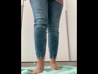 Bit giantess feet video and perfect feet in nylons.