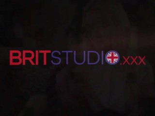 Hot British Nurse Drops To Her Knees And Sucks Cock At The Gloryhole