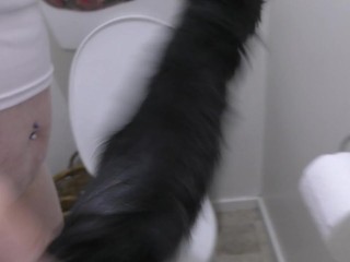 Trashy Kiwi MILF retrieves and reinserts Butt Plug tail after it falls out while pissing in toilet