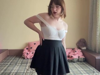 Sexy brunette in a skirt shows off her underwear 😍