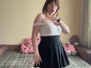 Sexy brunette in a skirt shows off her underwear 😍