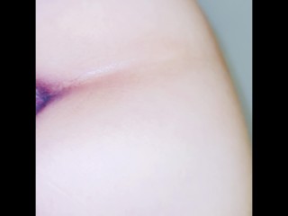 Todo para adentro ella quiere más y más.