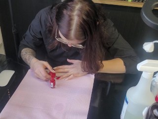 I go for Manicure, i get blowjob, Working Girl was so nasty, and she want my DICK