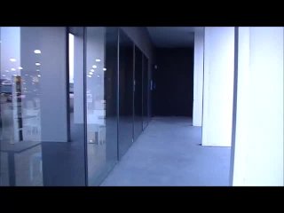 Pornsonick eshibicionist enseña tetitas coñito transparencias en cafetería