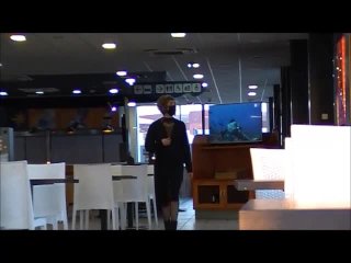 Pornsonick eshibicionist enseña tetitas coñito transparencias en cafetería