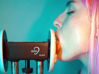 ASMR Close Up Ear Licking 3Dio by Elsa