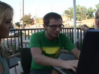 London Keys Celebrates 18th Bday With A Stiff Dick- PervMilfsnTeens