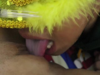 เลียจนเยี่ยวแทบแตกเธอบอกหีเหม็น New241New