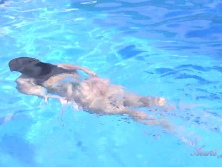 Aunt Judy's - Hot Spanish MILF Linda Del Sol Gets Naughty in the Pool