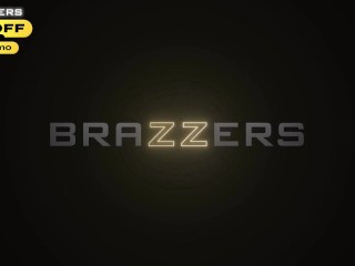 Laundromat Loads.Luna Luxe / Brazzers