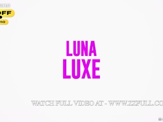 Laundromat Loads.Luna Luxe / Brazzers