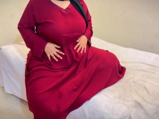 I'm 20y old Arab Muslim BBW hot girl, can u fuck me please? My parents are not in home today