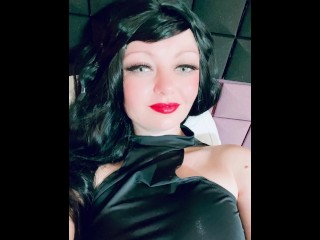 I masturbate quietly in my room in tights and an erotic dress, rubbing my pussy on the pillow