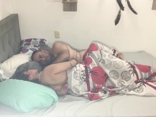 I encourage my friend to have sex and he fills my pussy.