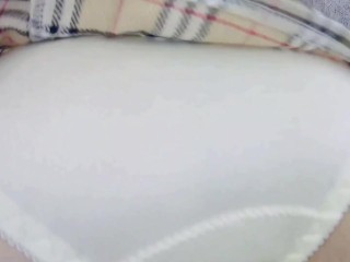 素人寝取られ 彼氏持ちのキャバ嬢にJKコスプレさせて69でフェラ抜きしてもらったよ。顔面にマンコ押し当ててくるから撮影しづらい(笑)