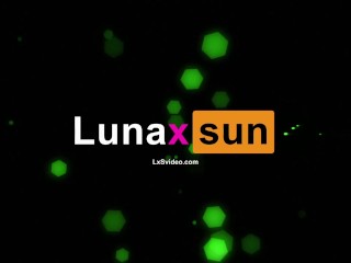 A girl masturbates on the bed with her vibrator and brings herself to orgasm - Lunaxsun Cam Girl