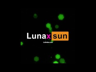 My wife showing off at the park & Twerk - PAWG - Public Flashing - Big white ass