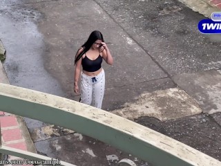 Teen 18 Vecina Acepta Entrar Al Apartamento De Un Hombre Casado !