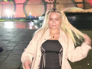 Public Anal & Let Them Control My Svakom Jordan Toy – Squirt in Parking Lot