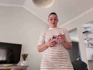 Stepbrother sends Dick Pic to Stepsister by Mistake sp She wants to See the Real thing