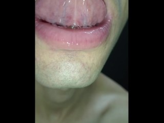 Puta de lengua larga cachonda JOI Por favor cum en mi boca